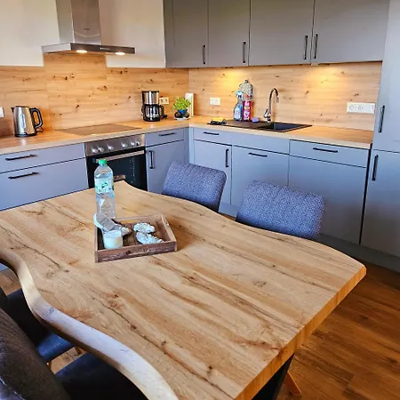 Hus Matje - Uttiet Apartment Langeness